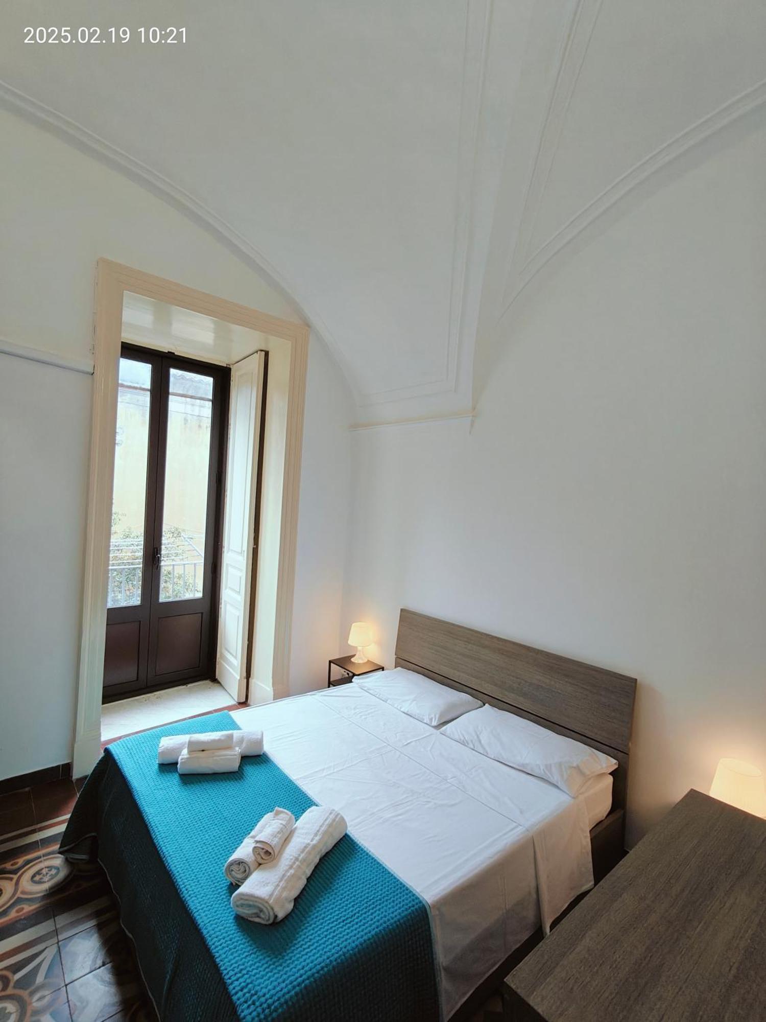 Giulio'S Apartment Catania Exterior photo